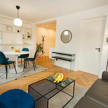 Haussmann - 2br Near Champs-elysees - Vacation Apartment *