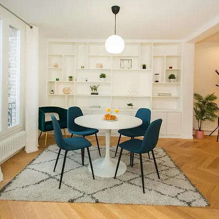 Apartment Haussmann - 2br Near Champs-elysees - Vacation *