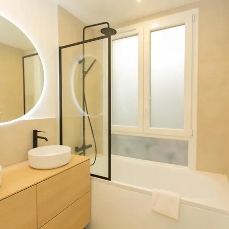 Haussmann - 2br Near Champs-elysees - Vacation Apartment *