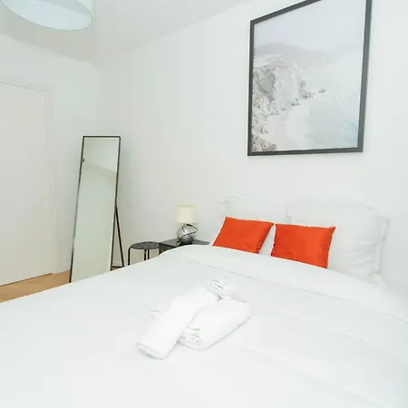Haussmann - 2br Near Champs-elysees - Vacation