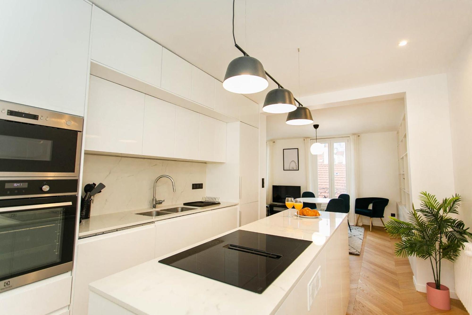 Haussmann - 2br Near Champs-élysées - Vacation Parigi