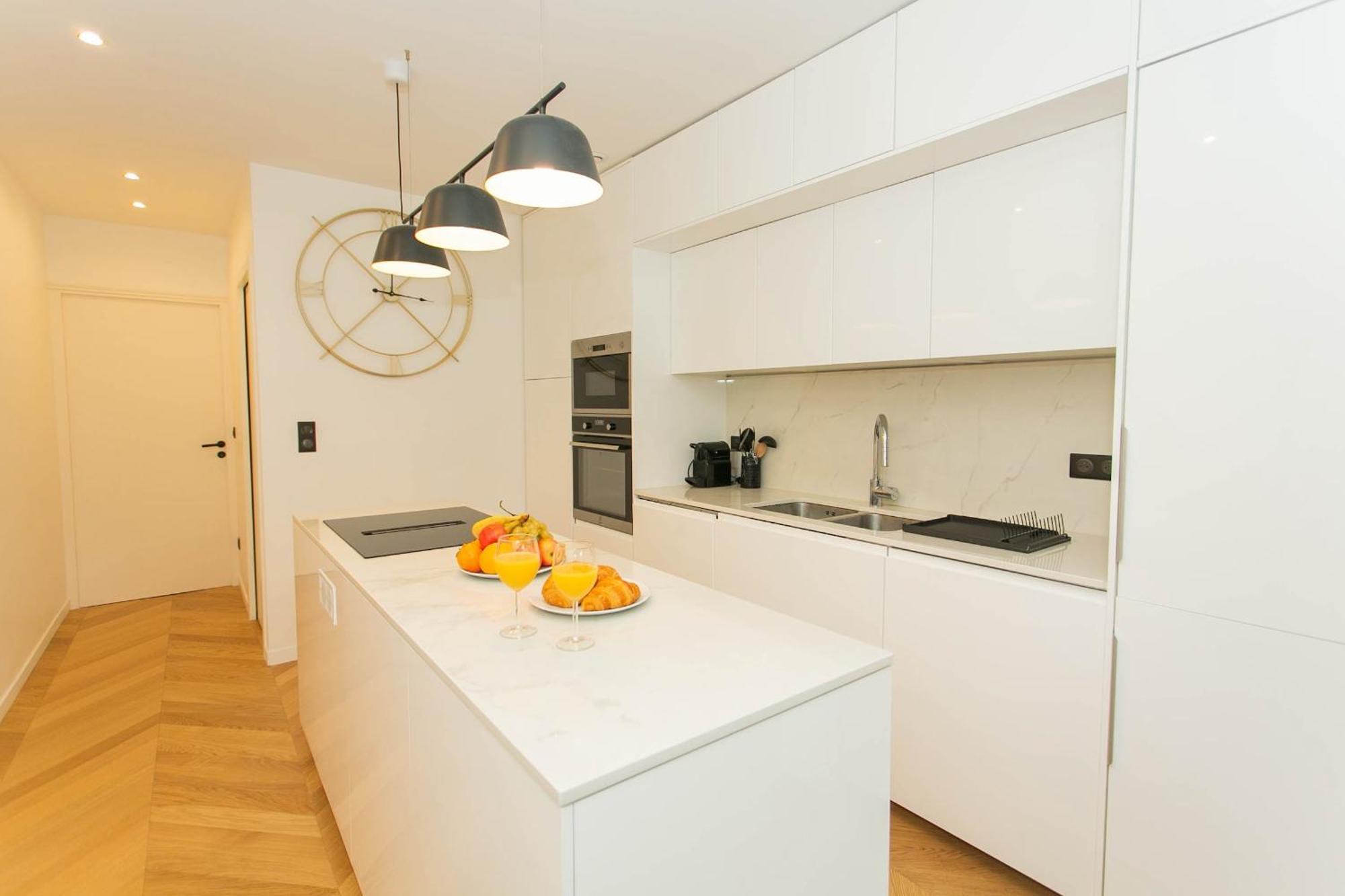 Haussmann - 2br Near Champs-élysées - Vacation