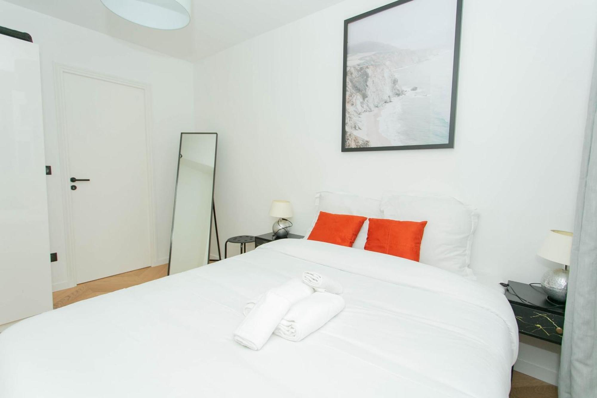 Haussmann - 2br Near Champs-élysées - Vacation